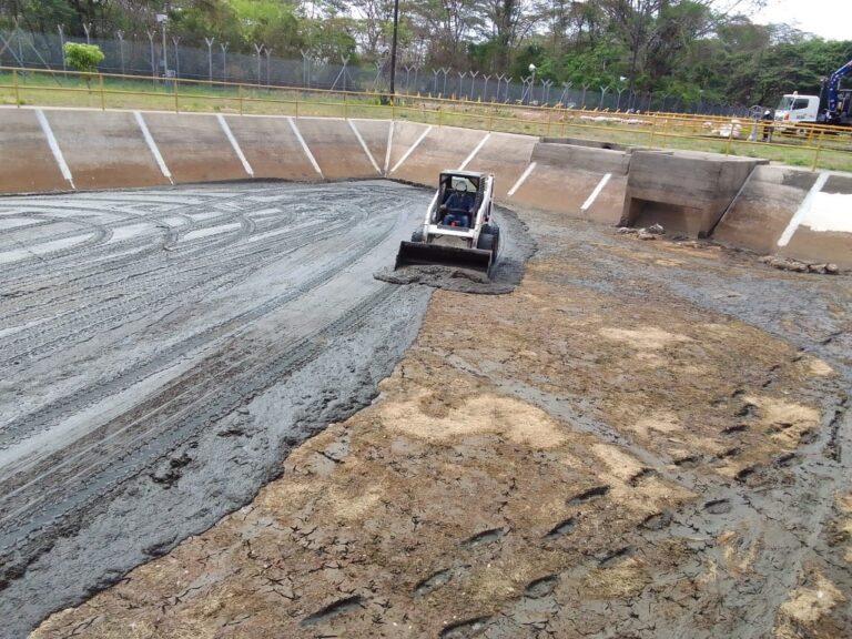 Extracción de borras Piscinas de Oxidación, CPF Cusiana - OCENSA